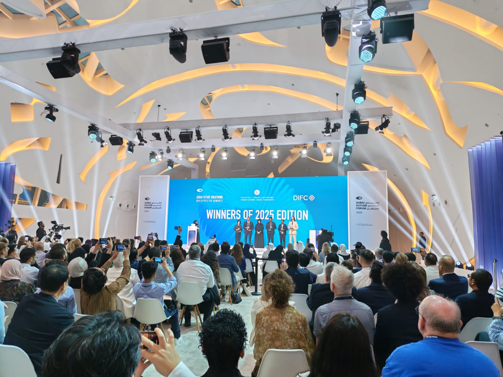 d5292bdd-2055-407f-8c0b-3347647317c4