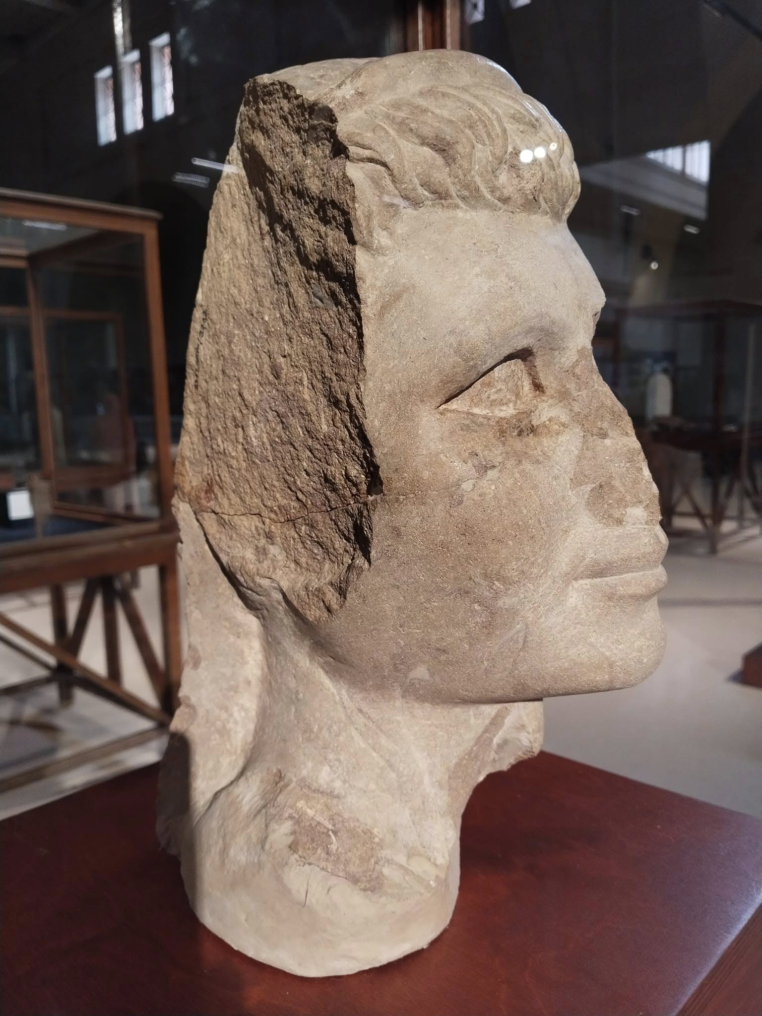 سوكنوبايو نيسوس (1)