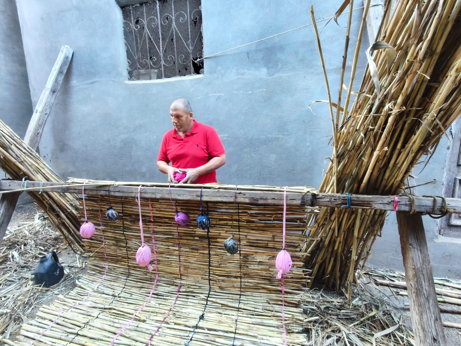 يحولون الغاب إلى تراث حي  