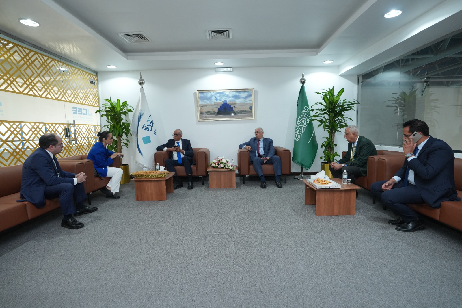 f4539835-e78c-4143-940c-30a7607bb6c1