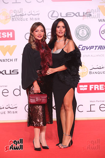 زينة وليلى علوى (2)