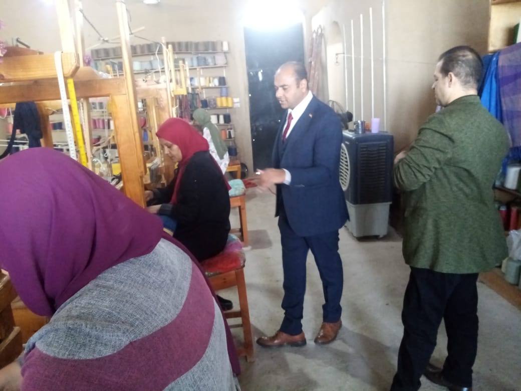 مديرية العمل بالأقصر تدعم سلامة العاملين وندوة عن قانون العمل الجديد