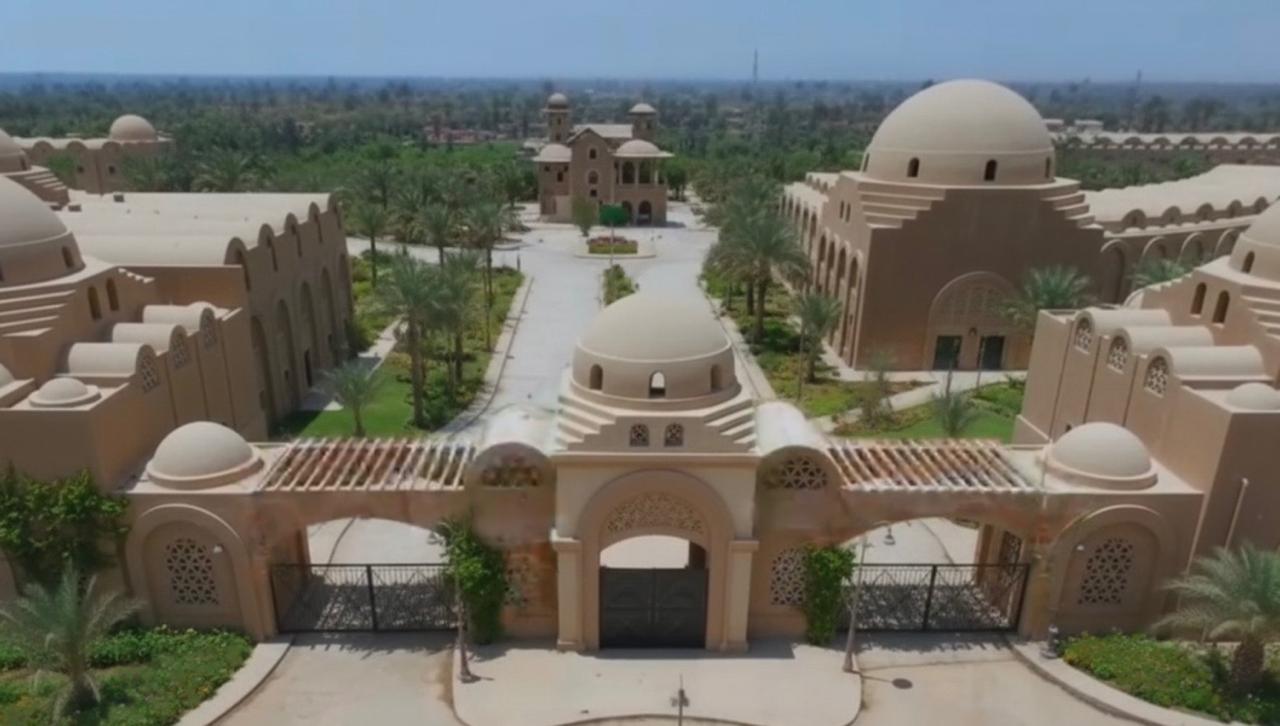 5a77815c-ebe6-41b0-ac63-a62f68a52322 5a77815c-ebe6-41b0-ac63-a62f68a52322