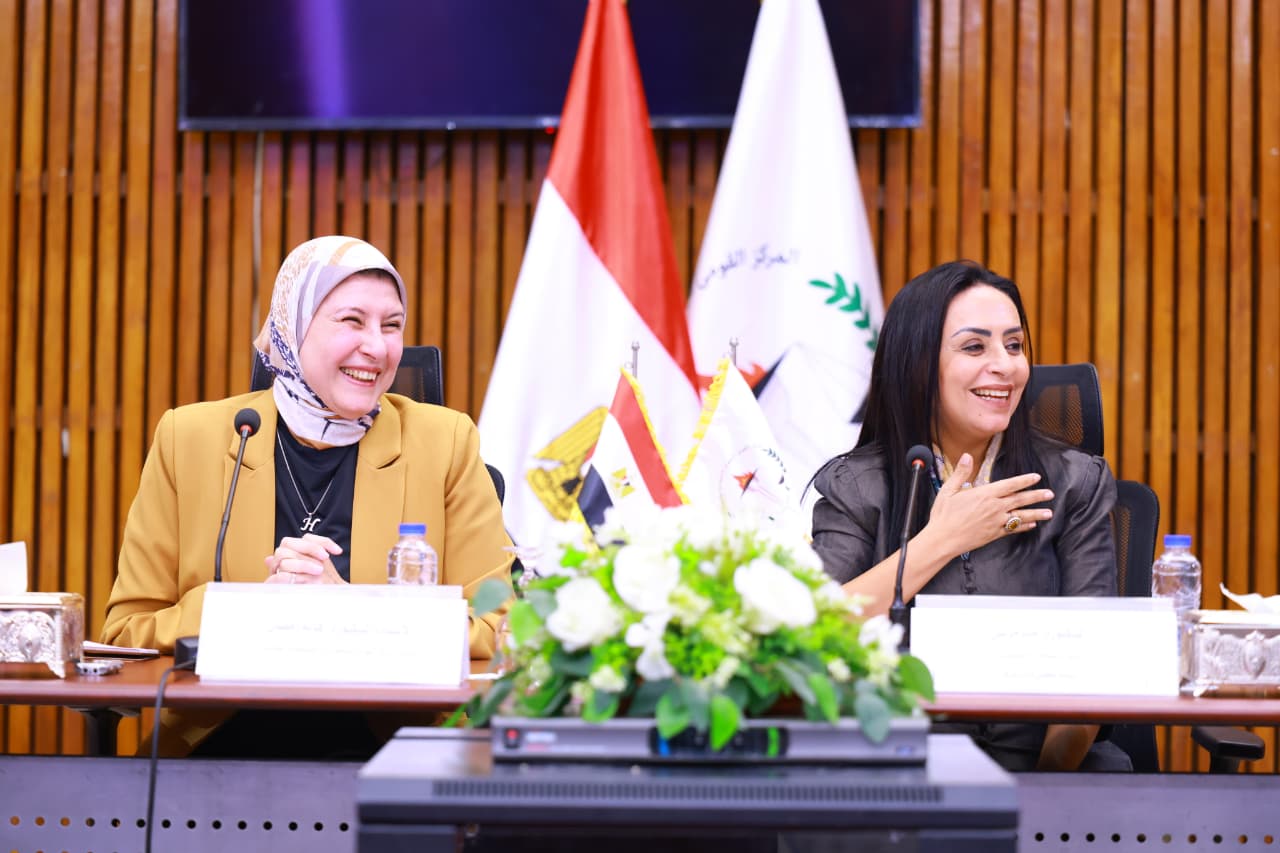 الدكتورة مايا مرسى تترأس اجتماع المجلس القومى للبحوث الاجتماعية والجنائية