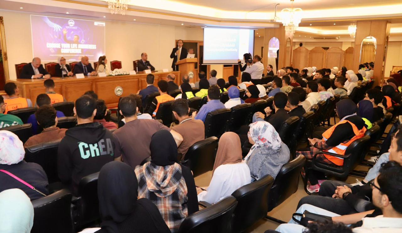 الدكتور عمرو عثمان يستعرض تطورات مشكلة المخدرات والتداعيات المستحدثة على الشباب