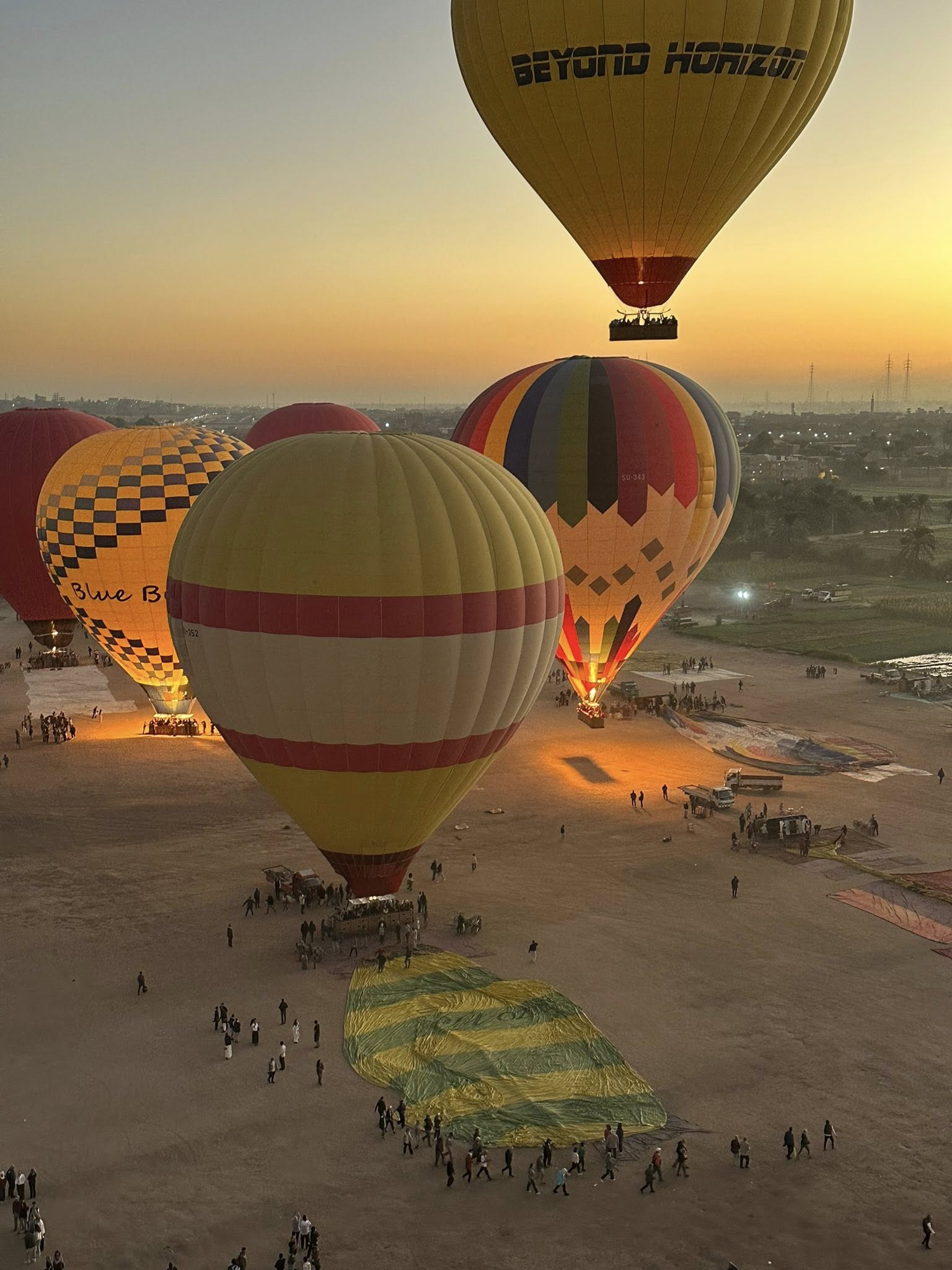 متعة لسياح العالم على متن 55 رحلة بالون طائر حلقت بـ1200 أجنبي