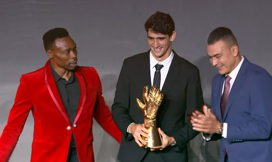 عصام الحضرى وبونو