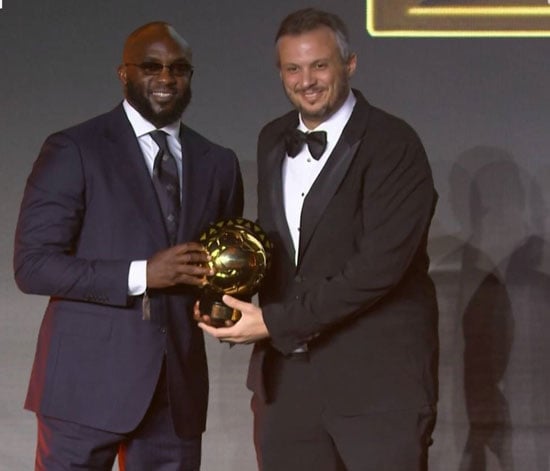 جائزة بيراميدز