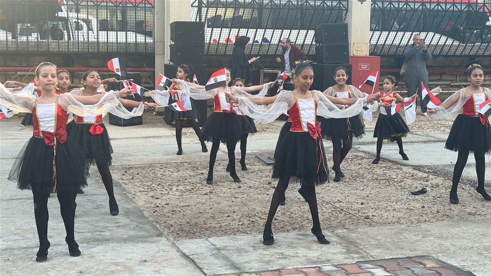 عرو بعلم مصر عرو بعلم مصر