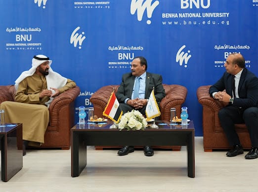 جانب من المنتدي جانب من المنتدي