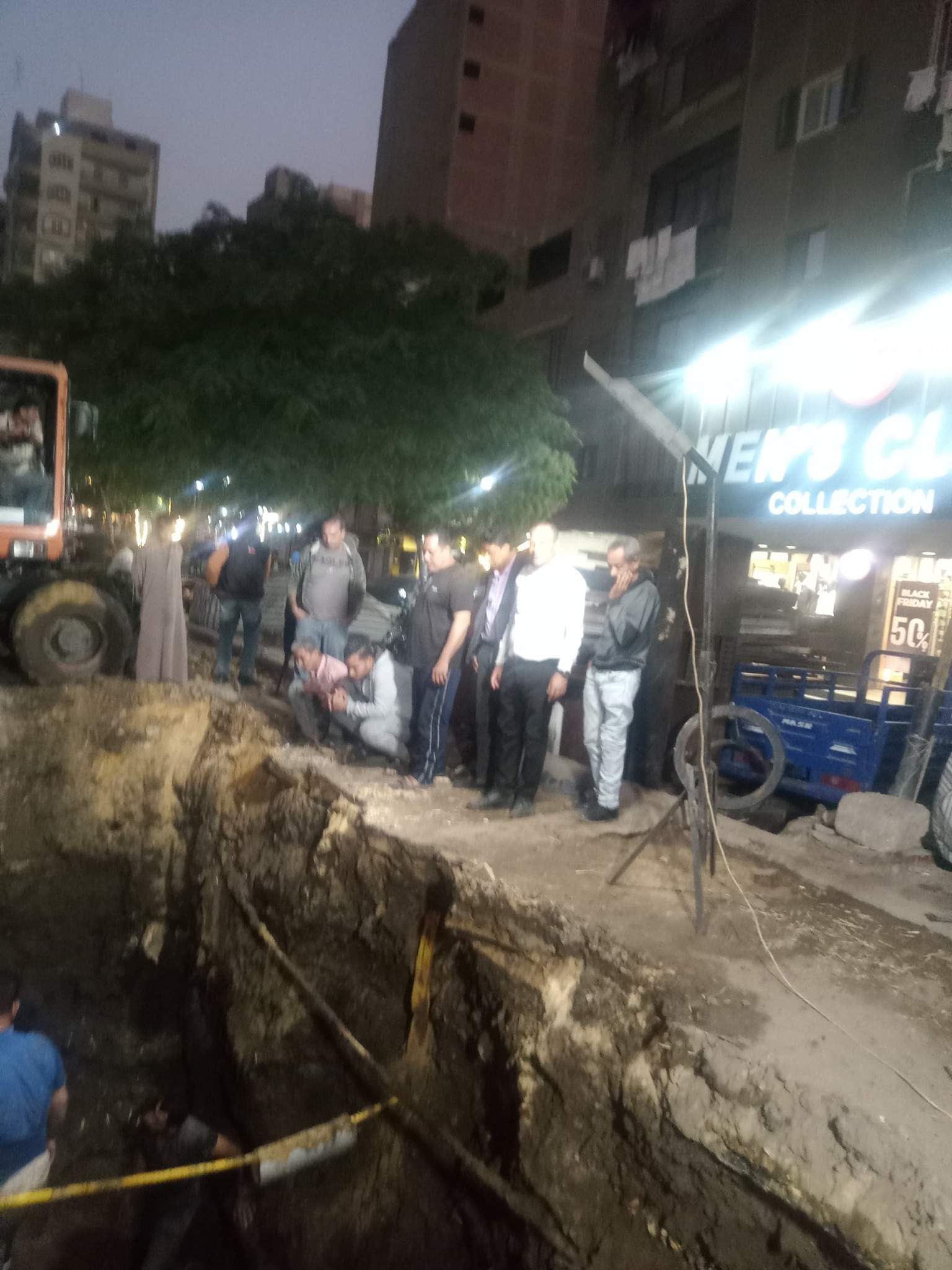 استمرار العمل بموقع الكسر بالخط استمرار العمل بموقع الكسر بالخط