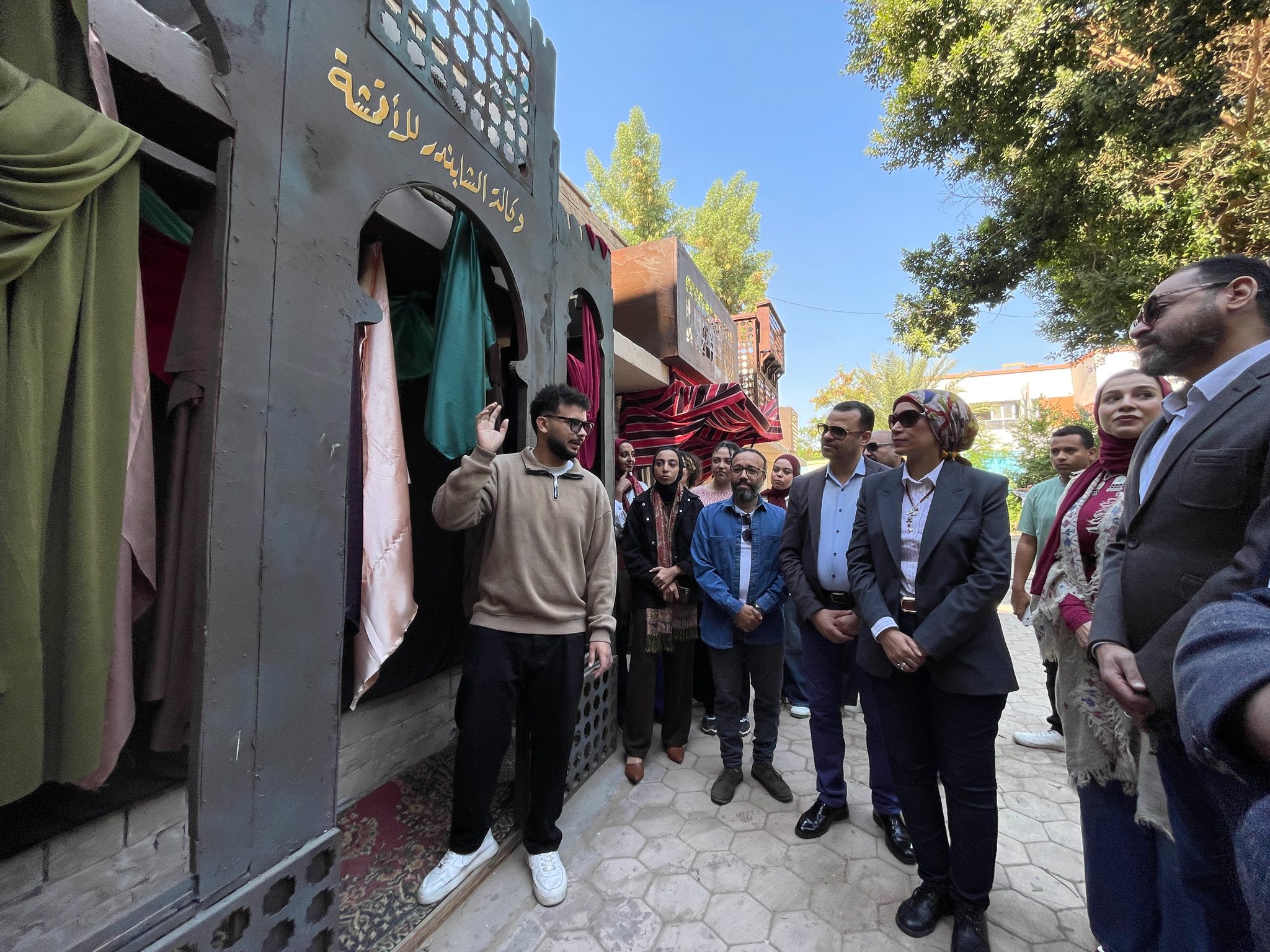 جامعة الأقصر تفتتح ثلاثة معارض فنية عن الإبداع المعاصر والتراثي