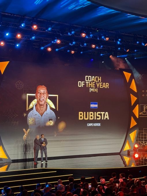 أفضل مدرب في أفريقيا (3)