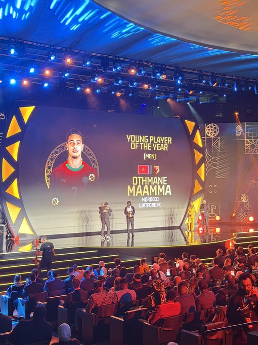 معما أفضل لاعب شاب معما أفضل لاعب شاب