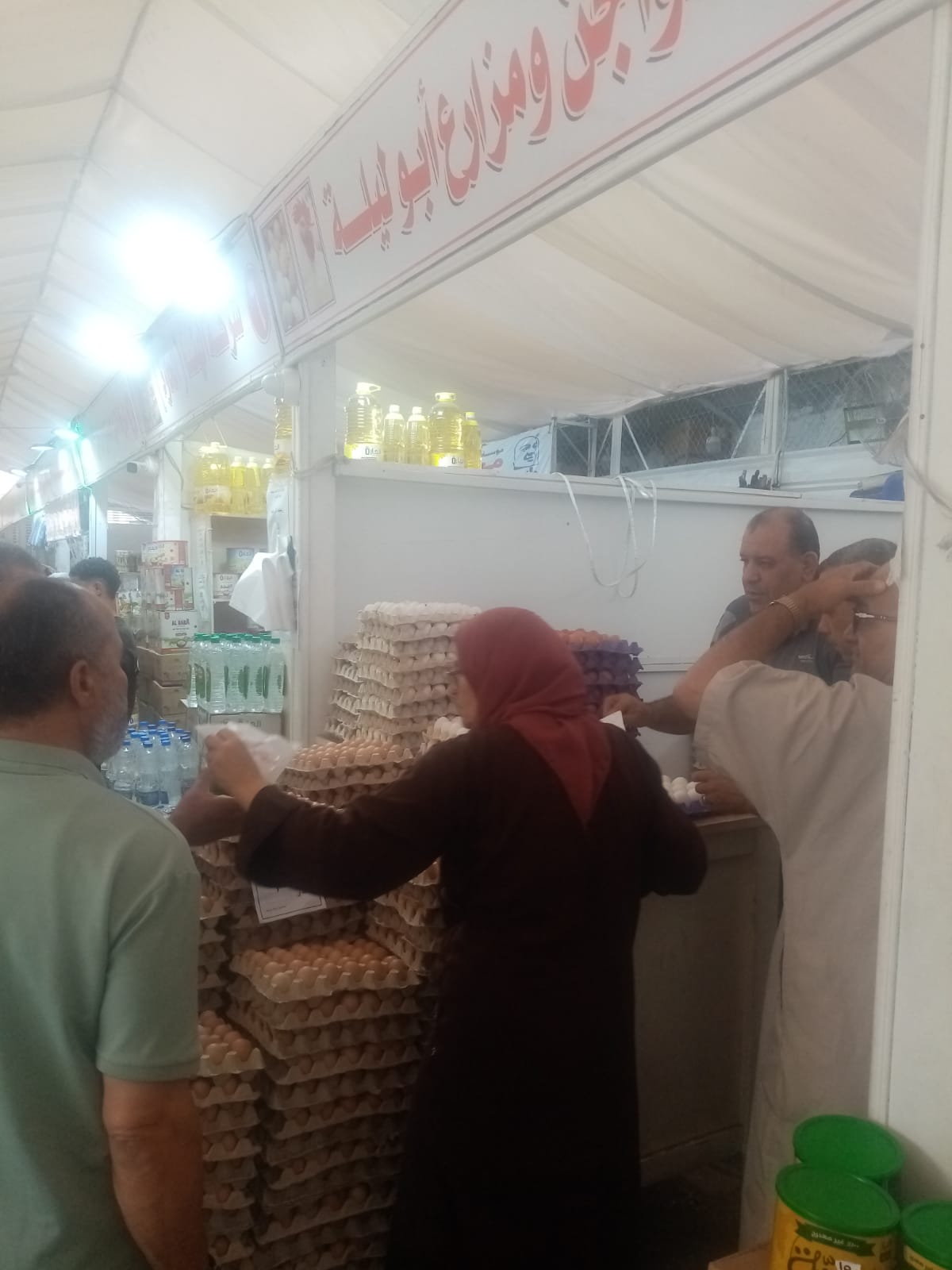 اقبال على المعرض اقبال على المعرض