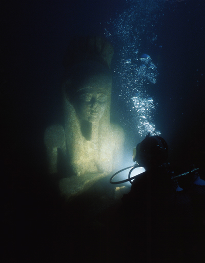 تمثال للاله حابى اكتشف فى أبوقير تمثال للاله حابى اكتشف فى أبوقير