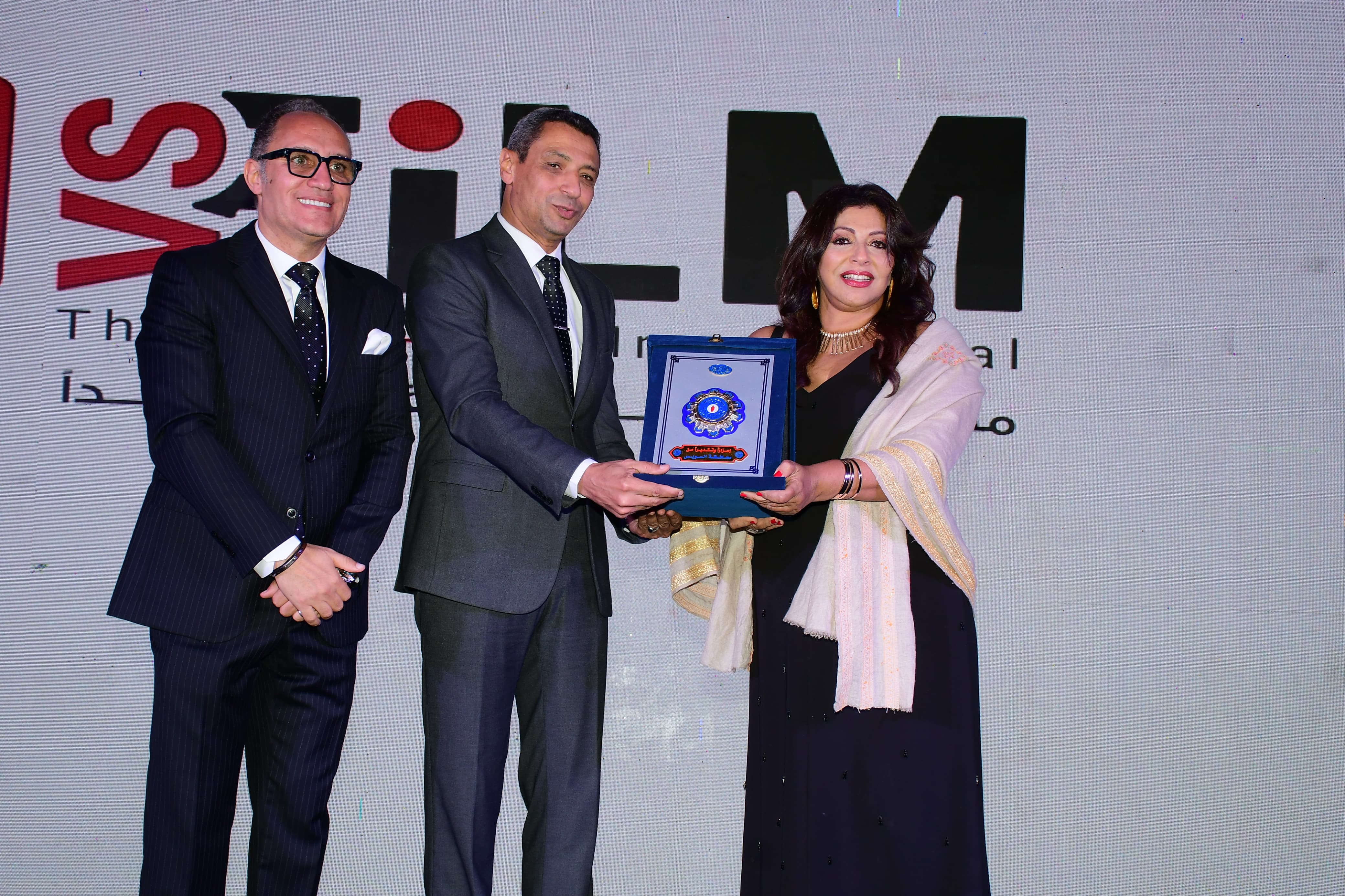 تكريم هالة صدقي في افتتاح مهرجان VS-FILM للأفلام القصيرة جدا