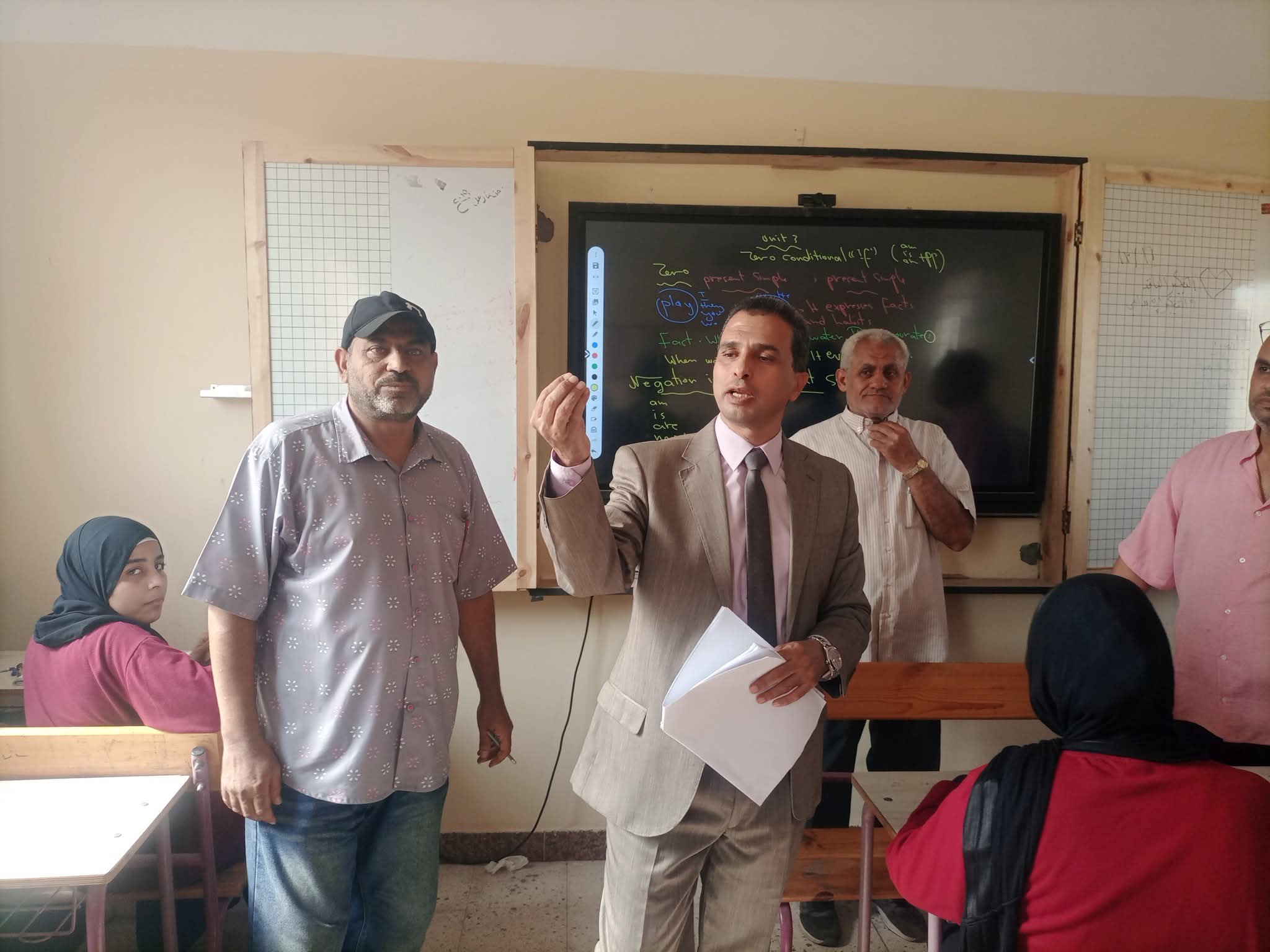 وكيل تعليم كفر الشيخ يتفقد مدرسة بيلا وكيل تعليم كفر الشيخ يتفقد مدرسة بيلا