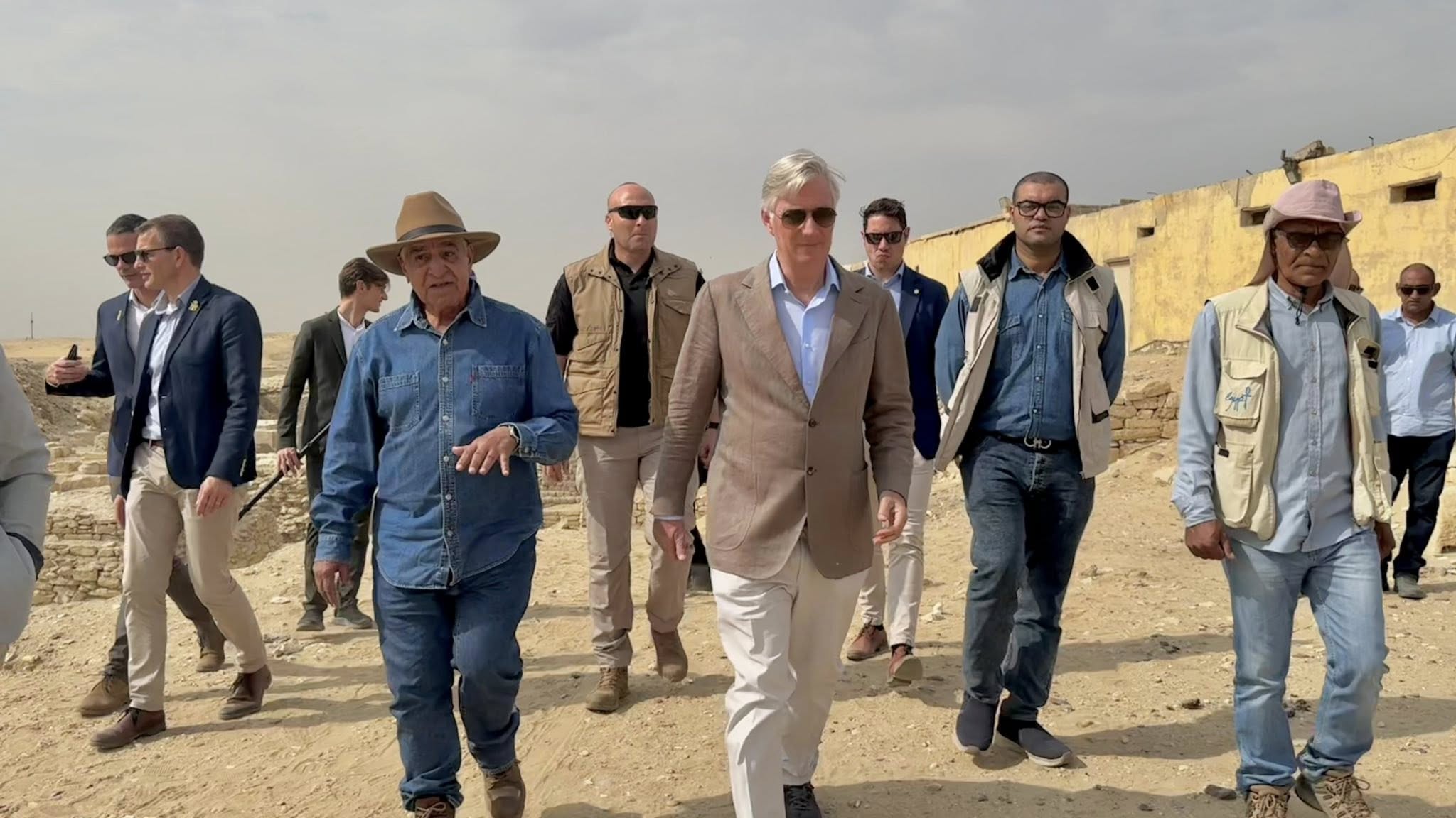 ملك بلجيكا يزور آثار سقارة (3)