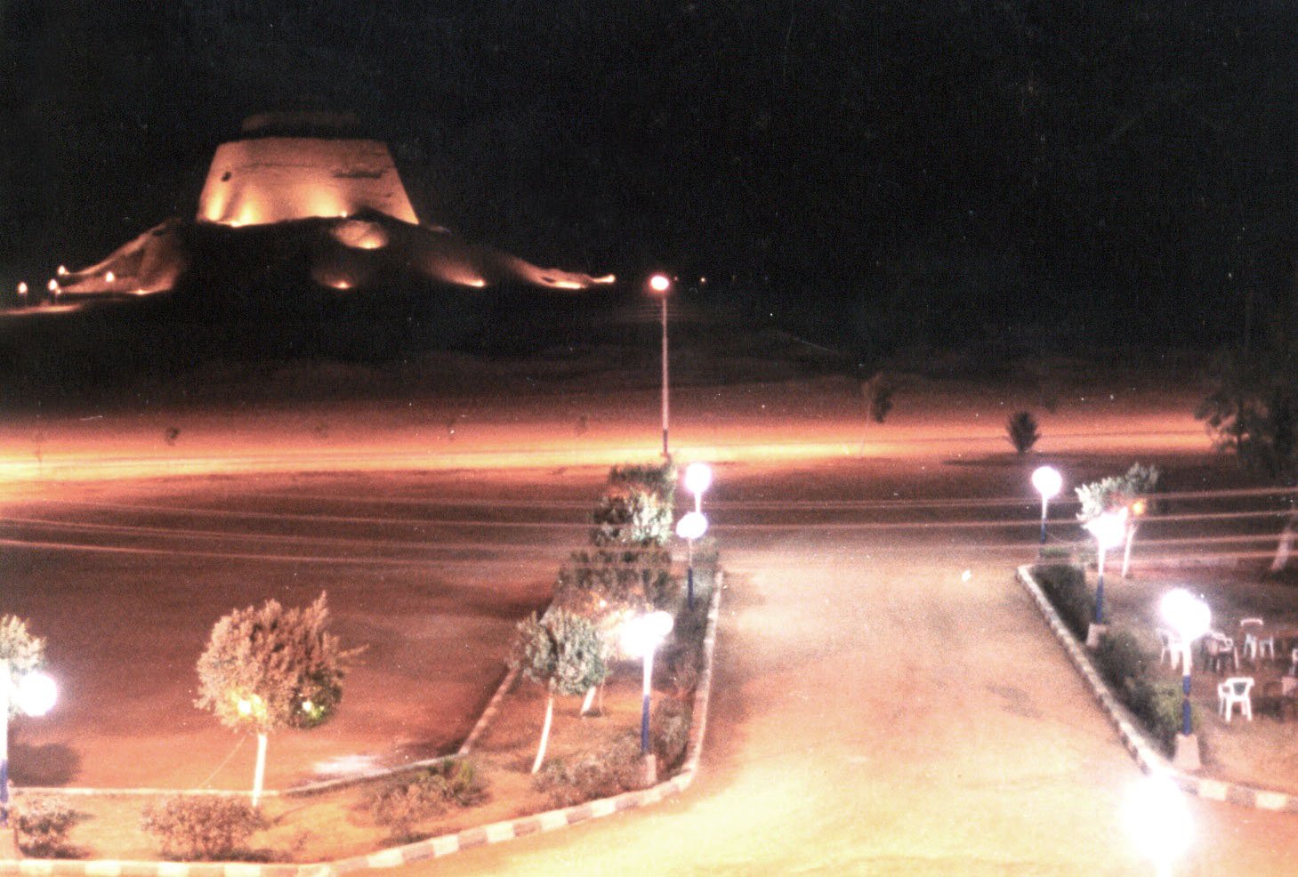 هرم ميدوم قديما