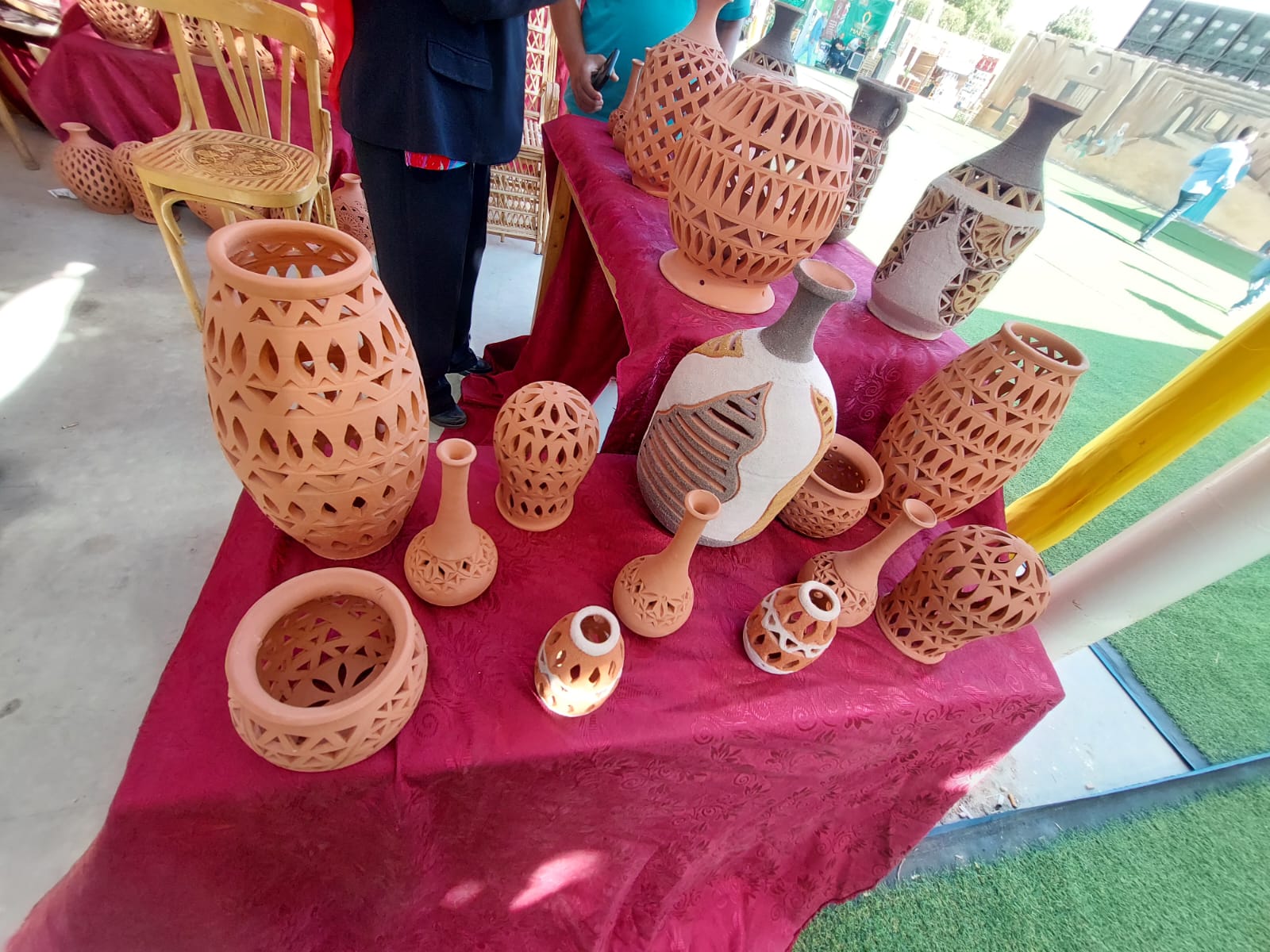 منتجات الخرف والفخار بالوادى الجديد