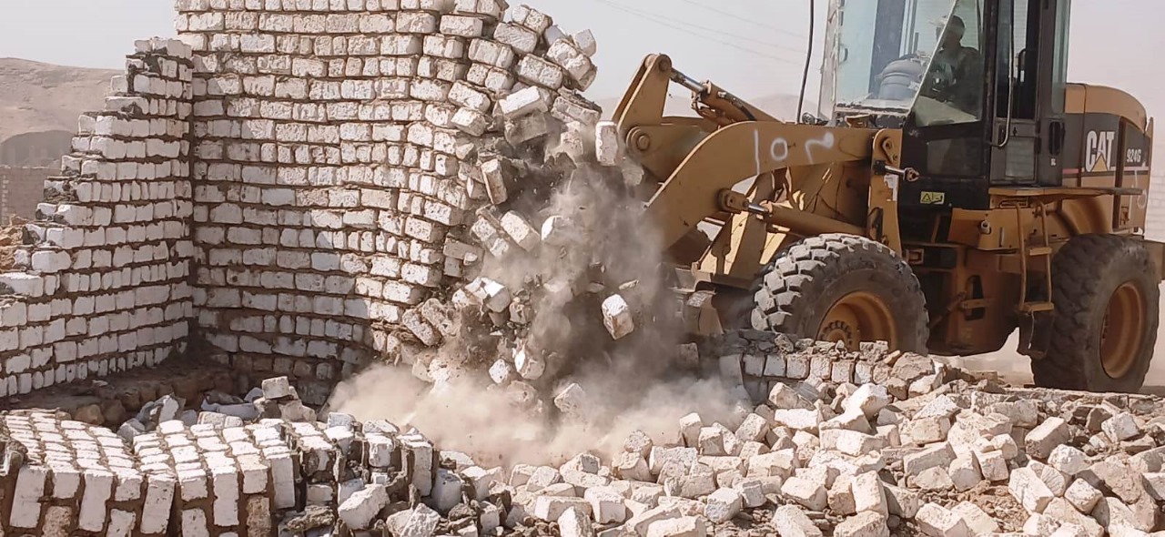 جانب من حملة الإزالة جانب من حملة الإزالة