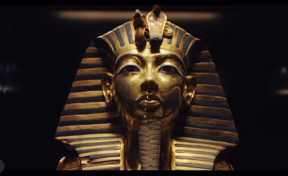 تمثال توت عنخ آمون