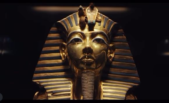 تمثال توت عنخ آمون