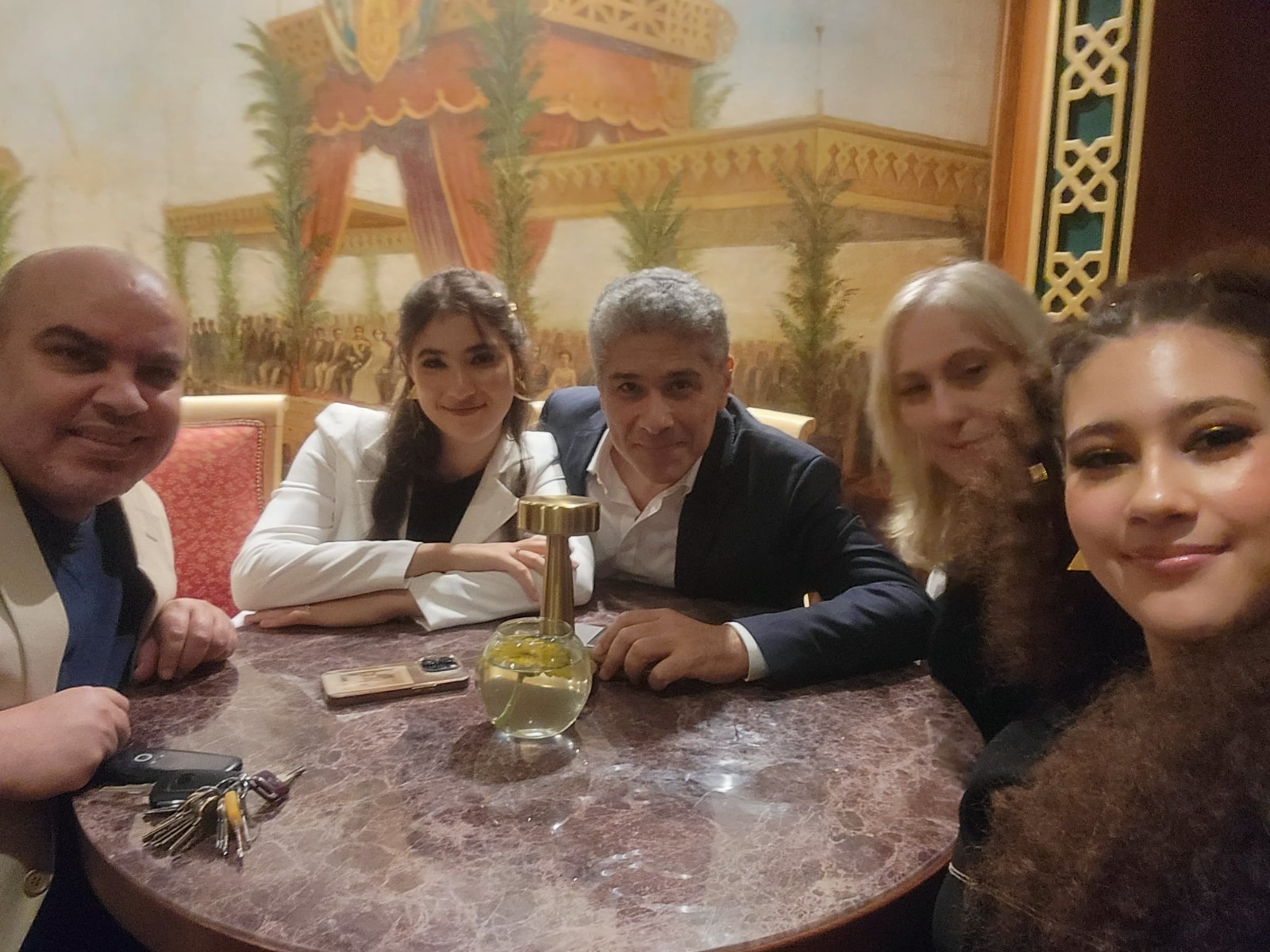 48564830-5c4d-4437-b0e7-7acb79d8293b 48564830-5c4d-4437-b0e7-7acb79d8293b