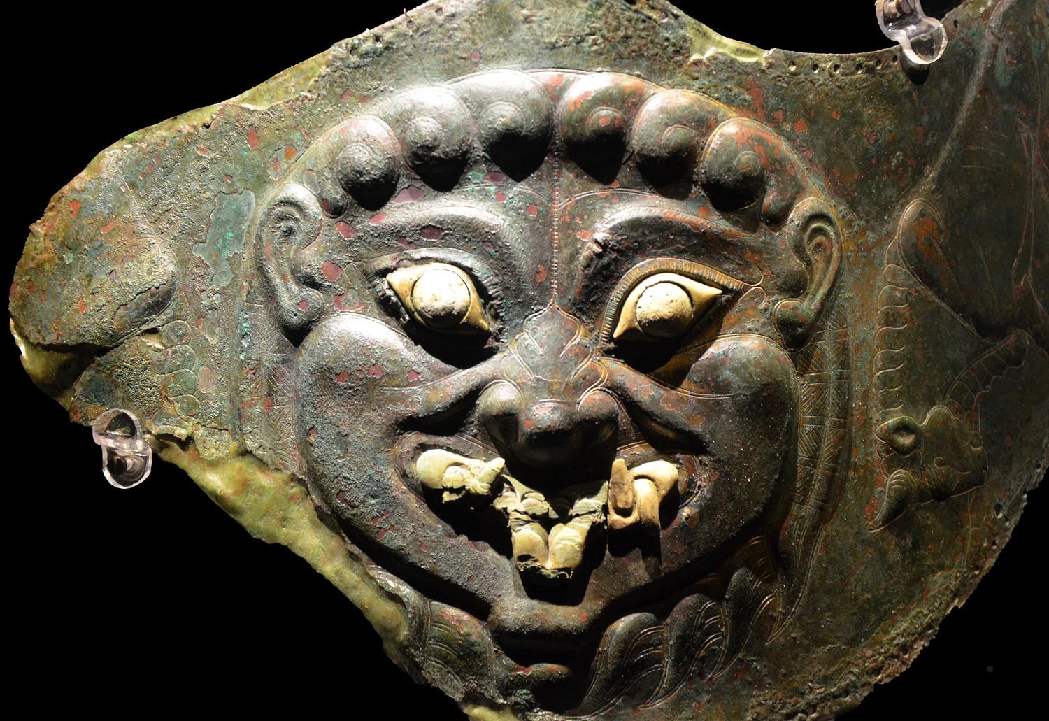 صدرية البرونز