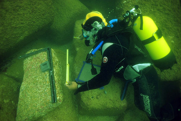 اثناء البحث و التنقيب اثناء البحث و التنقيب