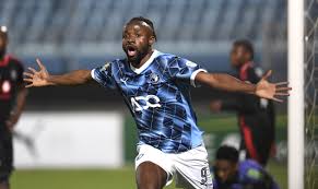 فيستون ماييلي لاعب بيراميدز