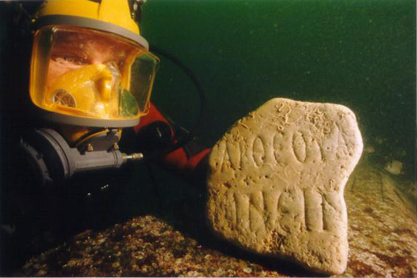 اثناء البحث فى الميناء الشرقى اثناء البحث فى الميناء الشرقى