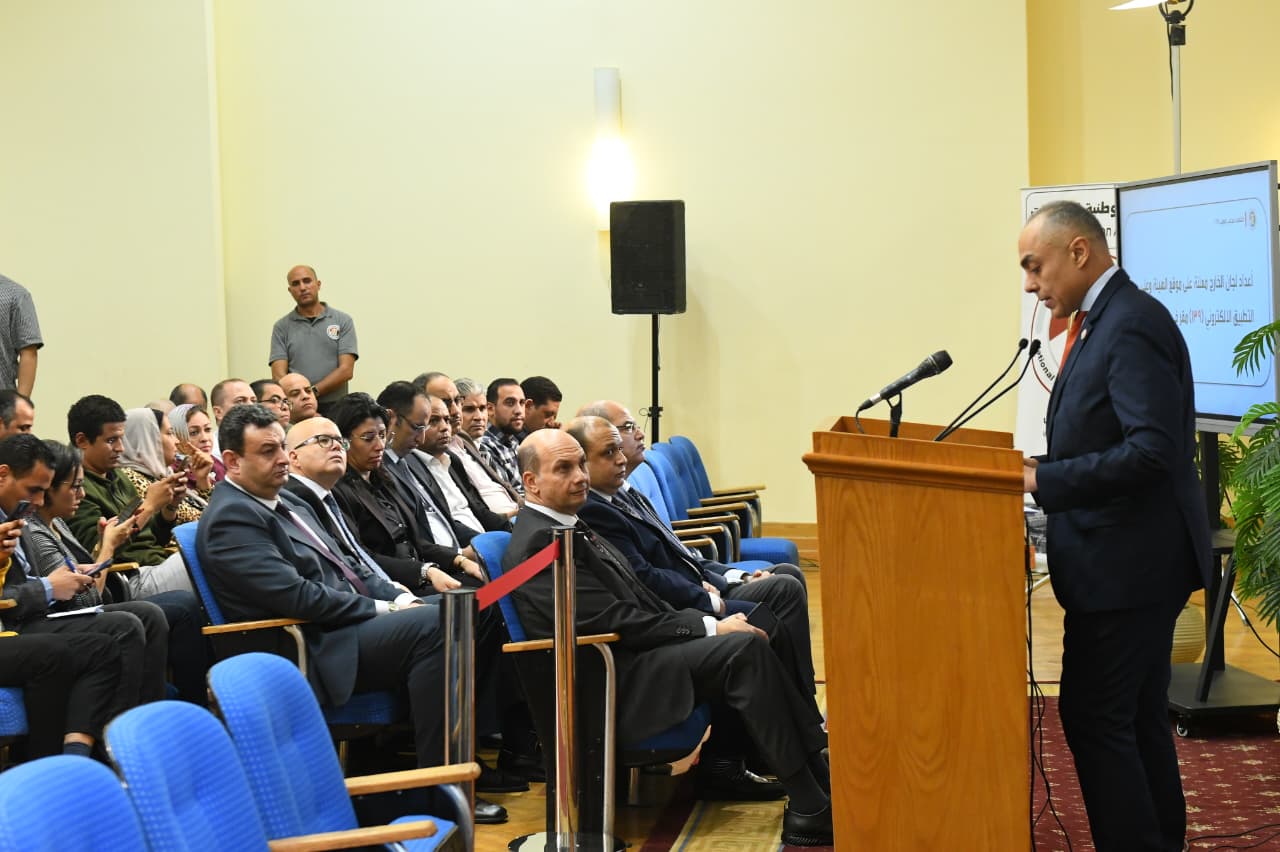 جانب من الحضور فيس المؤتمر (7)