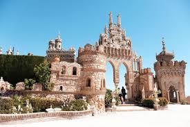 قلعة كولوماريس ..تحفة فنية لكريستوفر كولومبوس قلعة كولوماريس ..تحفة فنية لكريستوفر كولومبوس