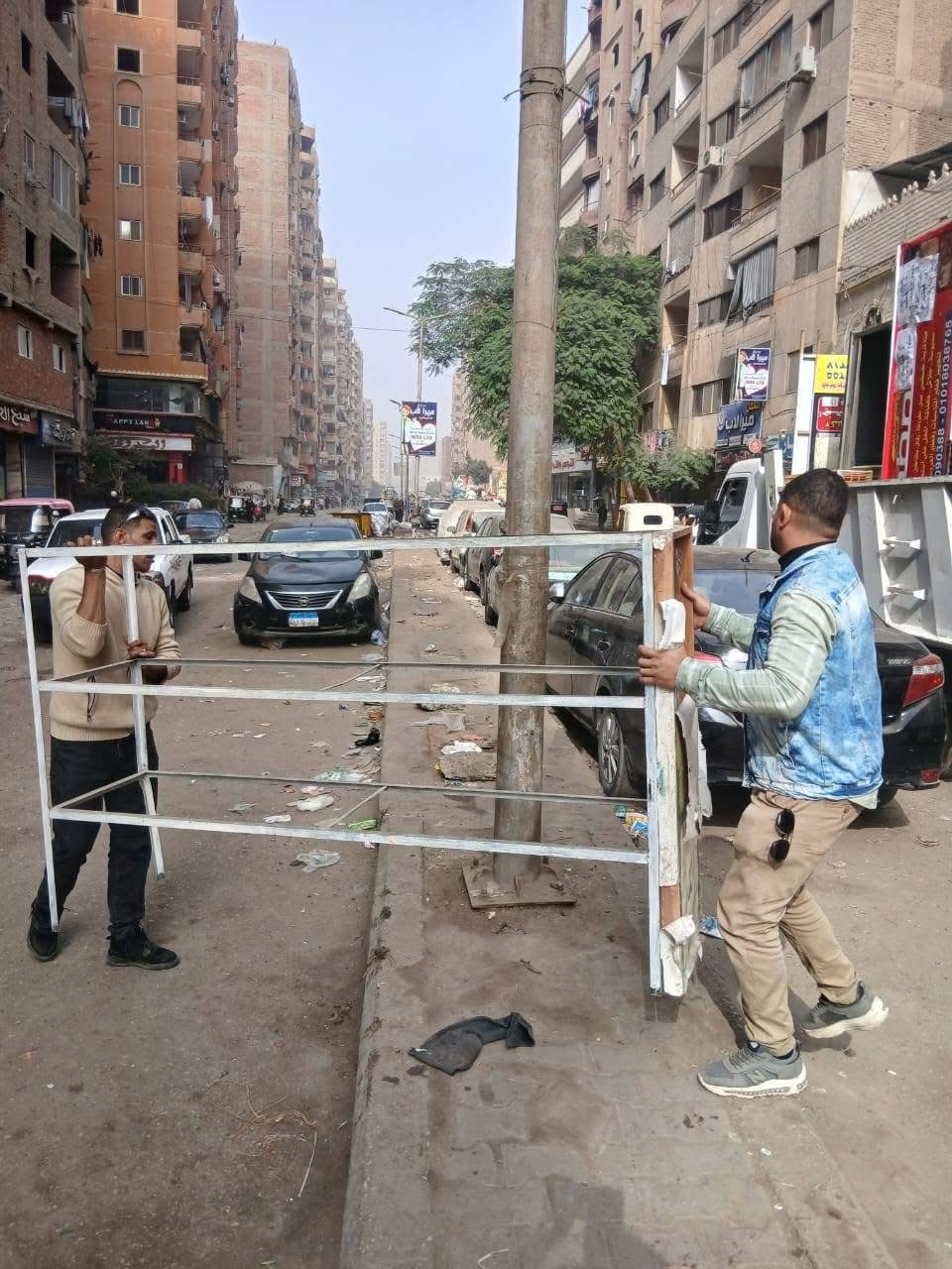 رفع 2600 حالة إشغال للباعة الجائلين والمحال خلال حملات فى حى الهرم رفع 2600 حالة إشغال للباعة الجائلين والمحال خلال حملات فى حى الهرم