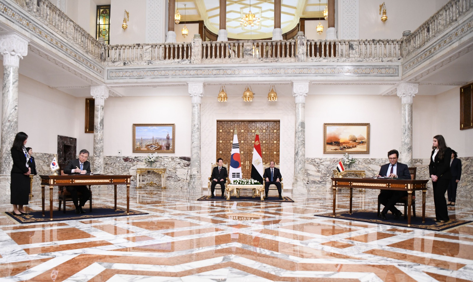 الرئيس السيسي يستقبل الوفد الكورى (9)