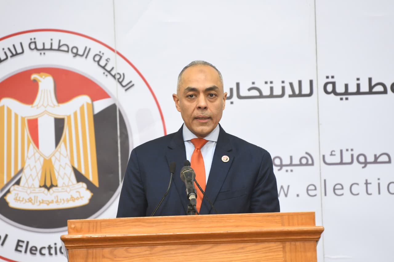 القاض أحمد بنداري خلال كلمته بالمؤتمر (15)