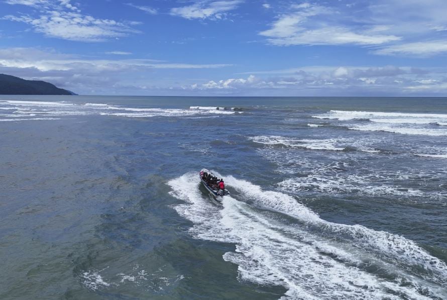 مقال مصور المهاجرون الفنزويليون يستخدمون طرقًا خطيرة في موجة الهجرة العكسية (3)