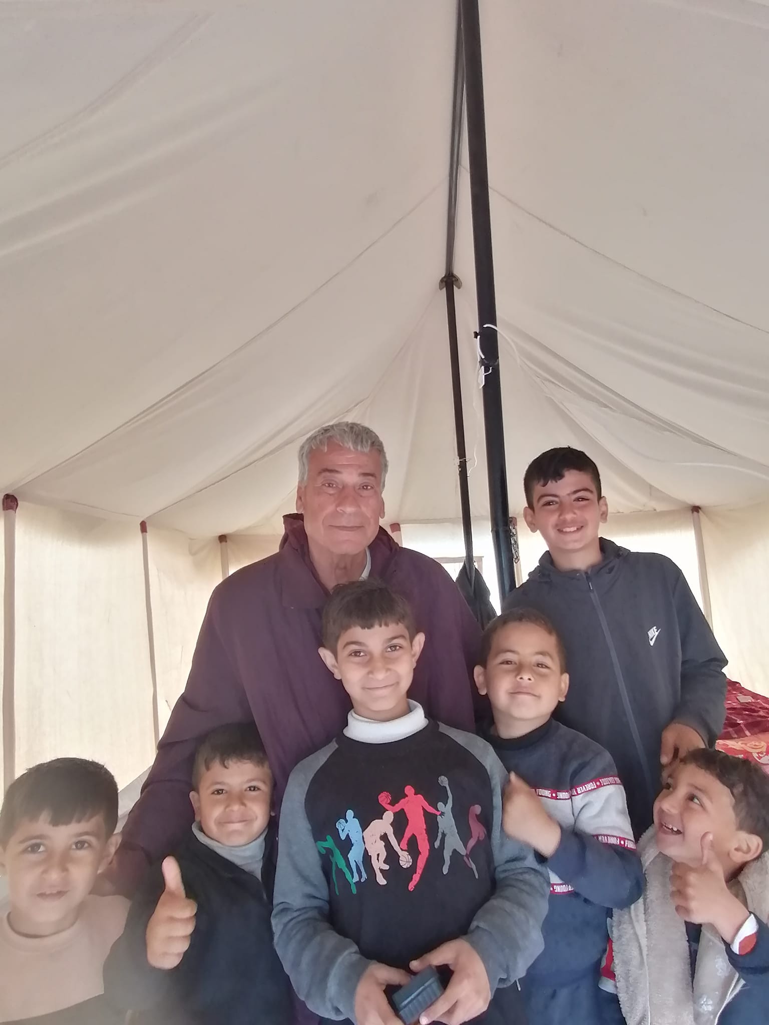 الدكتور عبد الكريم عاشور وأسرته