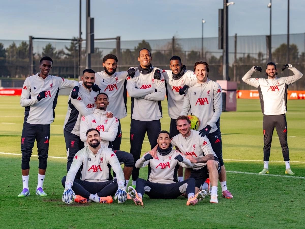 نجوم ليفربول فى التدريبات نجوم ليفربول فى التدريبات