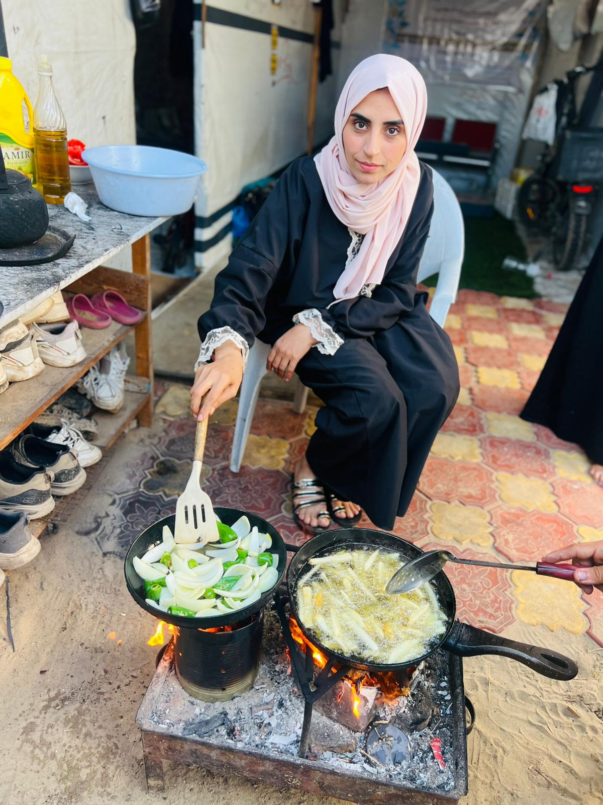 الشاعرة الفلسطينية سمية وادى خلال الحرب