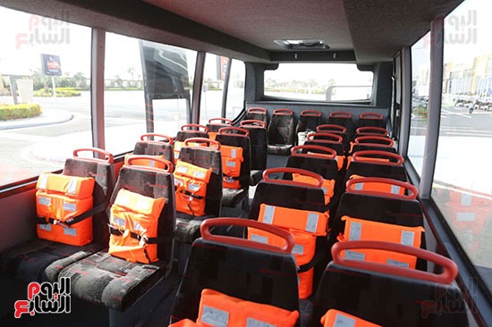 الاتوبيس من الداخل
