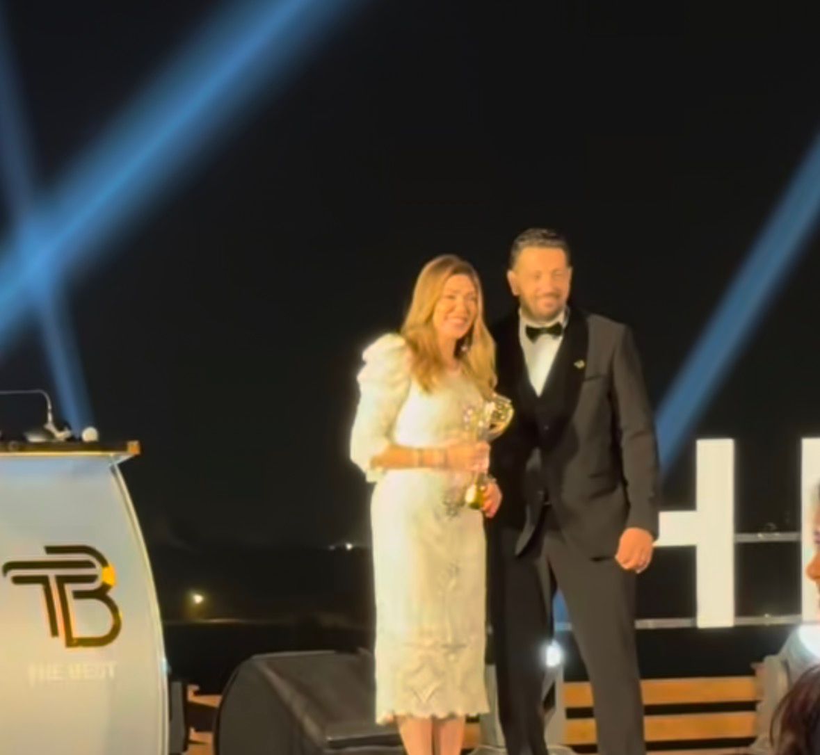 الإعلامية شريهان أبو الحسن (2)