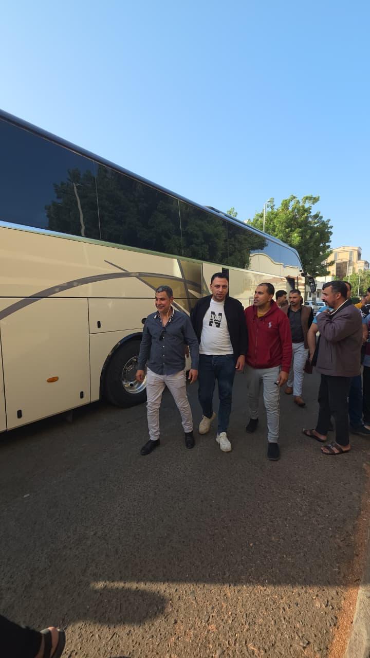 حشود كبيرة للمصريين بالسعودية للمشاركة في انتخابات مجلس النواب (5)