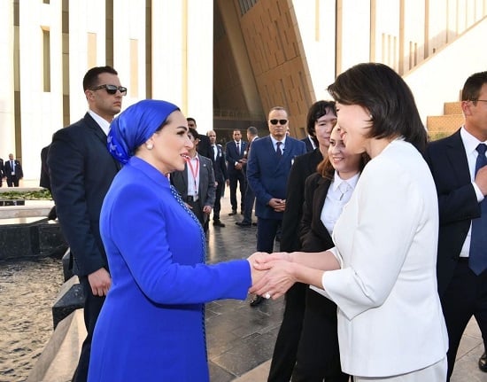  قرينة رئيس الجمهورية  ترحيب بالسيدة كيم هي-كيونج، قرينة رئيس جمهورية كوريا (3)