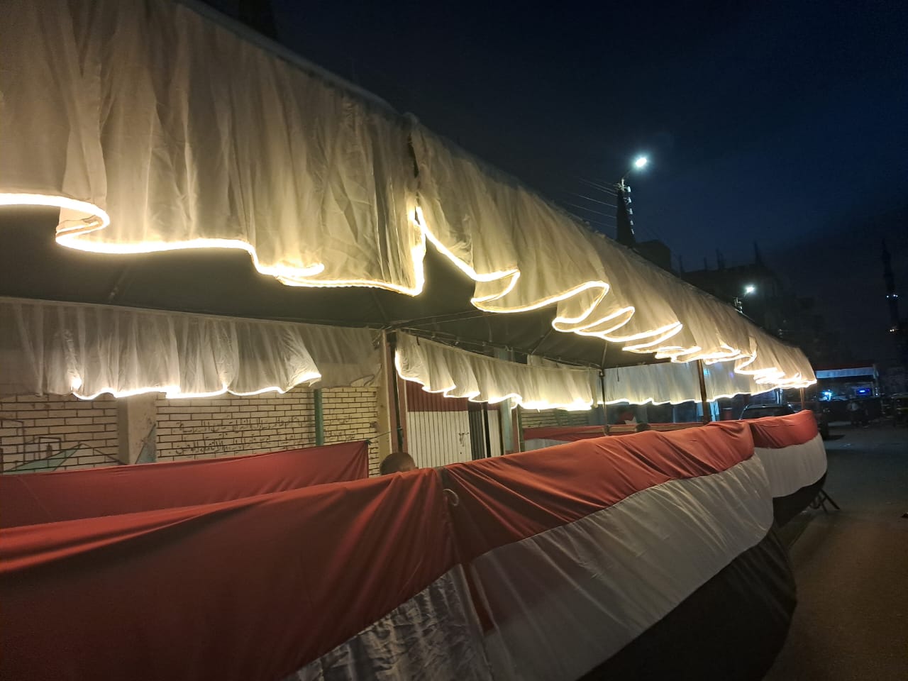 تجهيز اللجان من الخارج