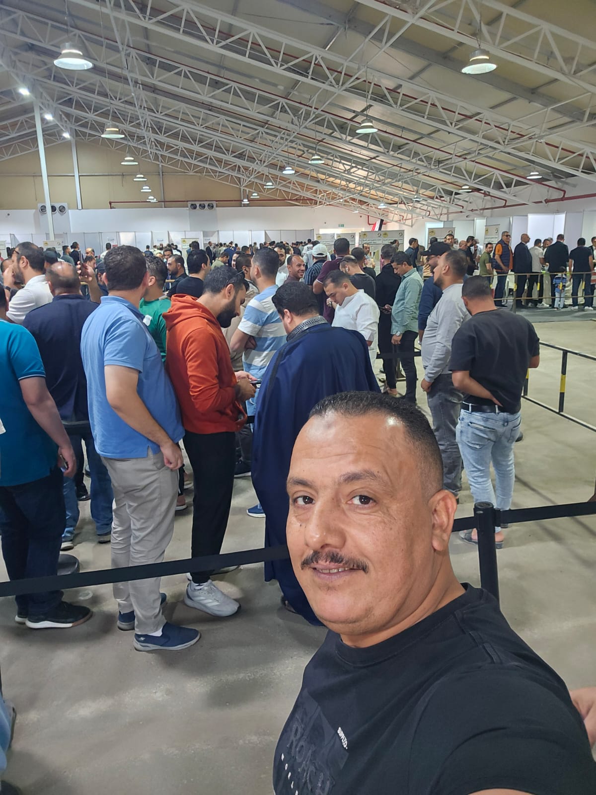 إقبال كثيف على لجان انتخابات مجلس النواب