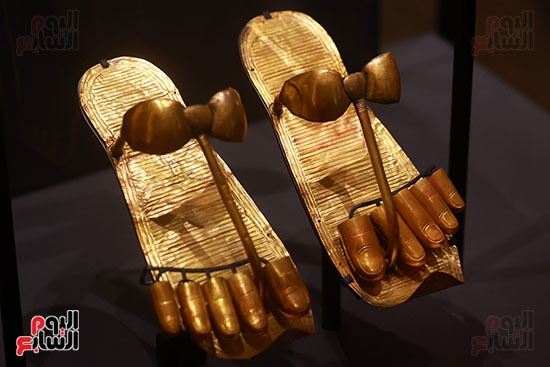 صندل الملك توت عنخ آمون 28b696c2-a061-4676-ad1e-deeadd38480b