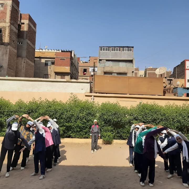 تدريب علي العروض الرياضية بأسوان